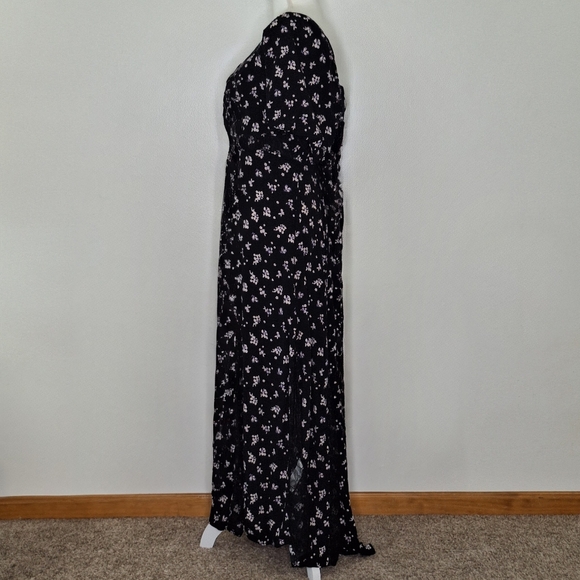 Forever 21 Plus Black Floral Lace Maxi Dress Size 0X - Picture 3 of 15